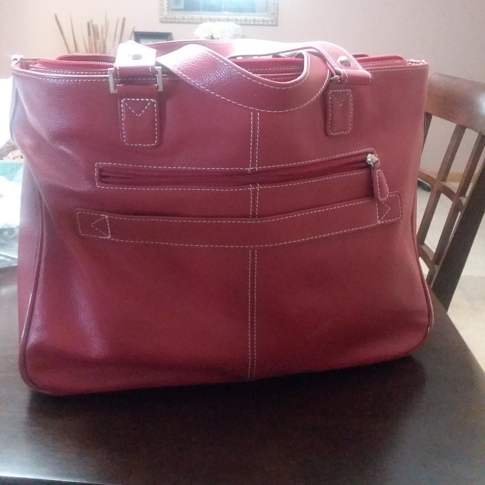 CLARK AND MAYFIELD RED LEATHER COMPUTER BAG